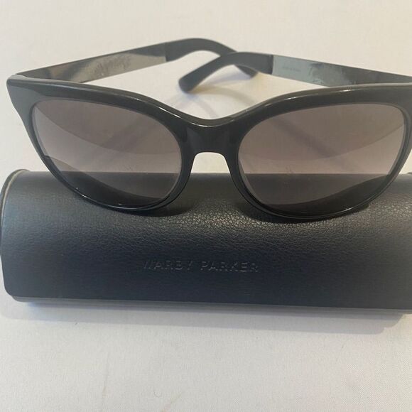 Marc by Marc Jacobs Sunglasses Black on Black with Brown,Silver, Gray Metal - Picture 7 of 16